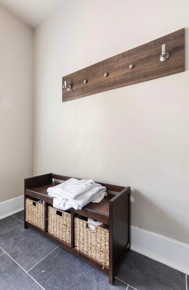 Building Photo - 2108 Berry St