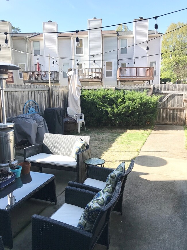 Building Photo - 1706 14th Terrace S