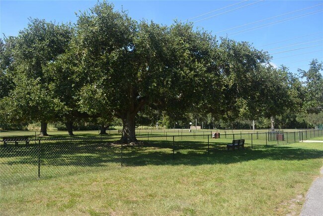 Building Photo - 5131 Willow Links