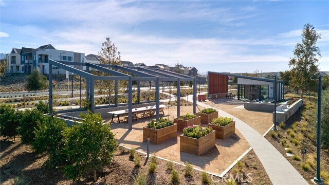 Building Photo - 27213 Tamarack Ln