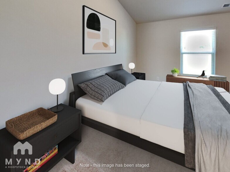 Building Photo - 112 Warwick Dr