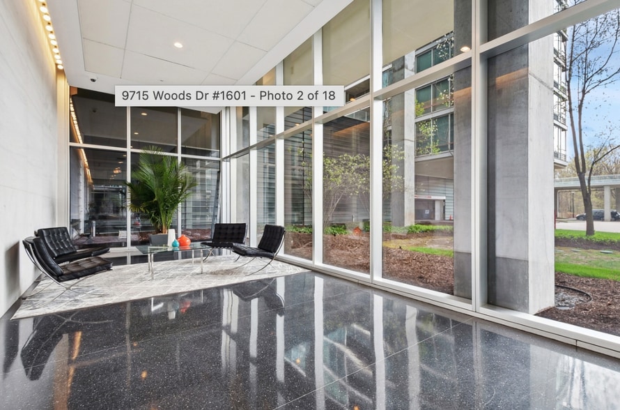 Building Photo - 9715 Woods Dr