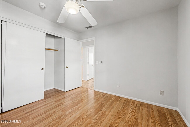 Building Photo - 9969 W MacKenzie Dr