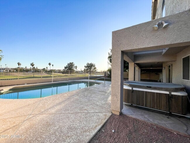 Building Photo - 4645 E Kelly Dr