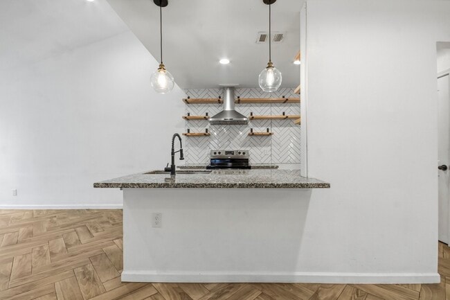 Building Photo - 4530 Stanford Ct