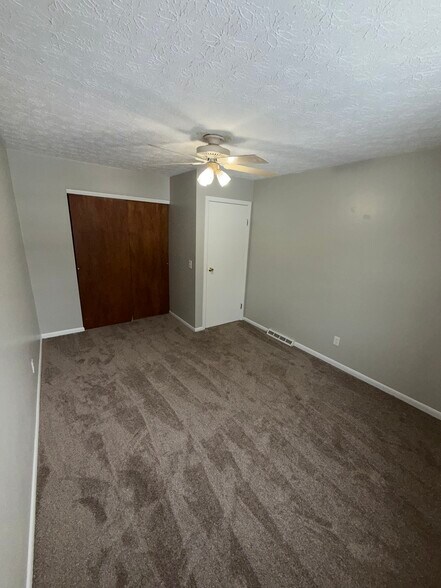 Building Photo - 3452 Kalurah St NE