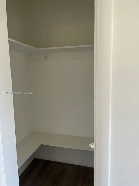 Building Photo - Federal Highway, Miami, FL 33129 - 3 BR 2 ...