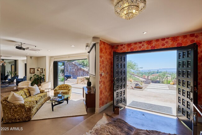 Building Photo - 4016 E Flynn Ln