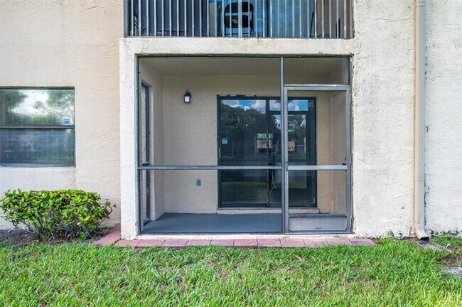 Building Photo - 141 NW 93rd Ave