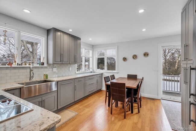 Building Photo - 4225 Stars Rd