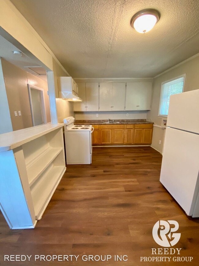 Building Photo - 3 br, 1 bath House - 784 Wofford St