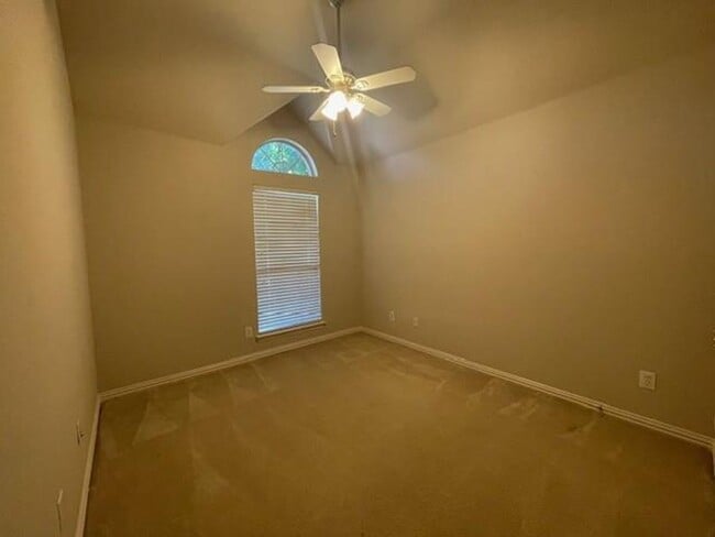 Building Photo - 3710 White River Dr