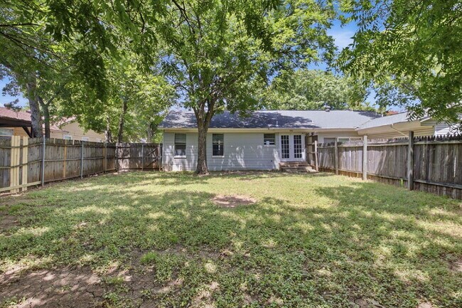 Building Photo - "Charming 2-Bedroom Duplex in White Settlement!"