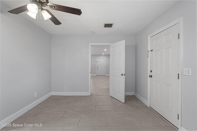 Building Photo - 1281 Alsup Dr