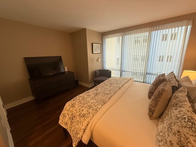 Building Photo - 3 Avery St