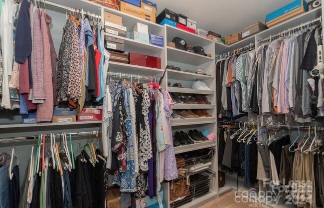 Building Photo - 11054 Hat Creek Ln