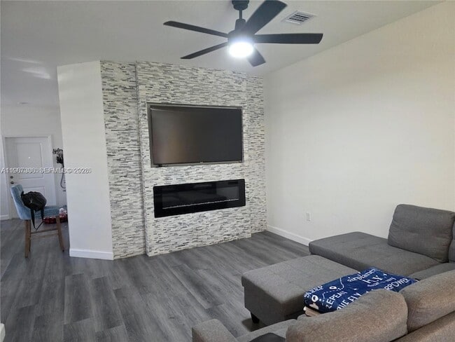 Building Photo - 13130 SW 232nd Ter