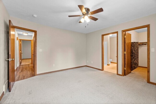 Building Photo - 1506/1508 Jessica St