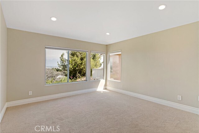 Building Photo - 4330 Golden Glen Dr