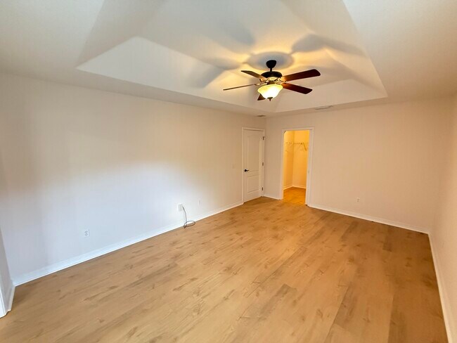 Building Photo - 1681 Village Pkwy