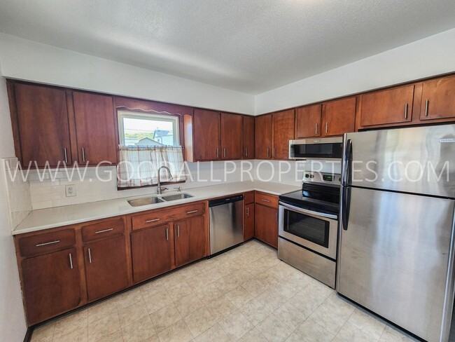 Building Photo - Ranch 3 bedroom home in Van Van Meter