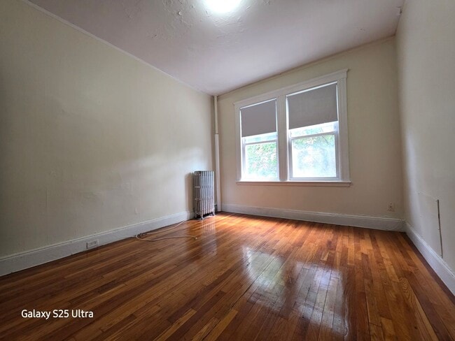 Building Photo - Central Brighton Location. Steps from the T Stop. Heat Hot Water Included. Elevator, Laundry on a...