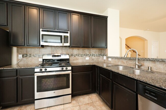 Building Photo - 4155 Falvel Cove Dr