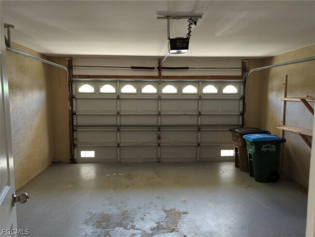 Building Photo - 1503 SW 48th Terrace