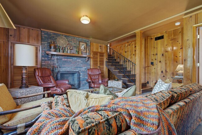Building Photo - 5028 Danby Dr