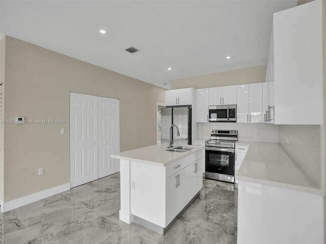 Building Photo - 14519 SW 272nd St