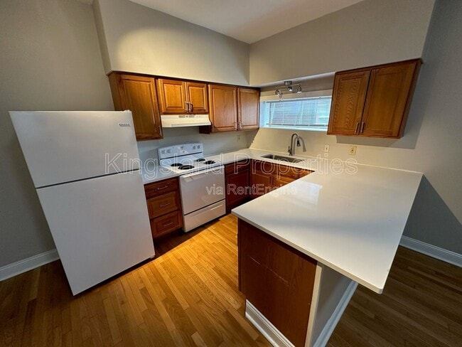Building Photo - 4250 Castleman Ave