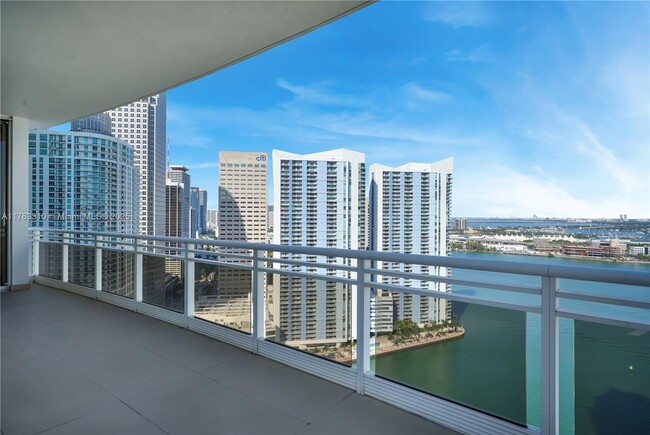 Building Photo - 901 Brickell Key Blvd