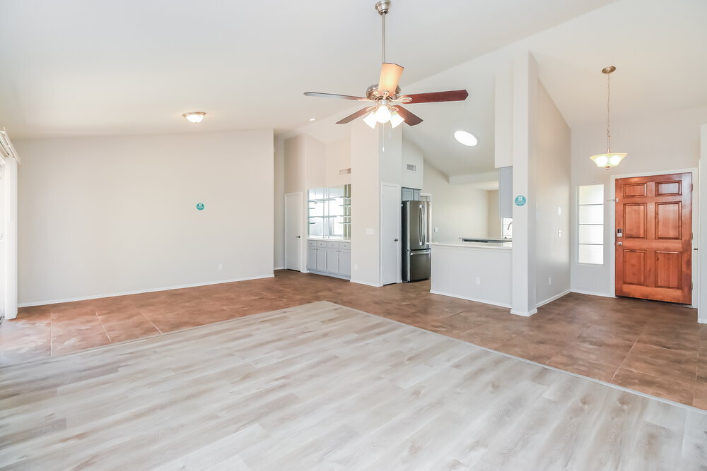 Building Photo - 4119 E San Pedro Ave