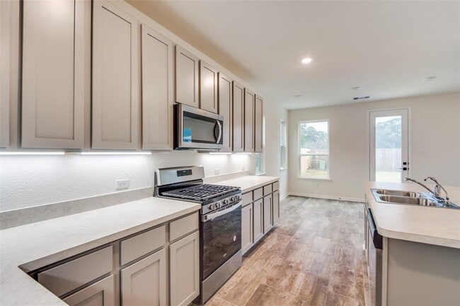 Building Photo - 17222 Rock Willow Ln