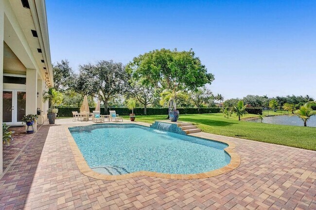 Building Photo - 14985 SW 38th St