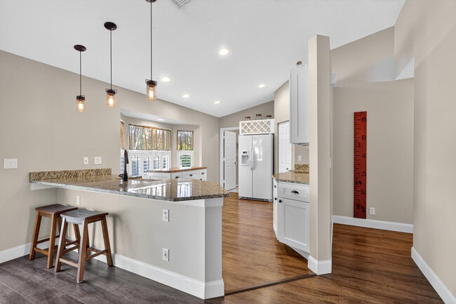 Building Photo - 151 Monterey Way