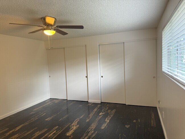 Building Photo - 2460 Brookside Way