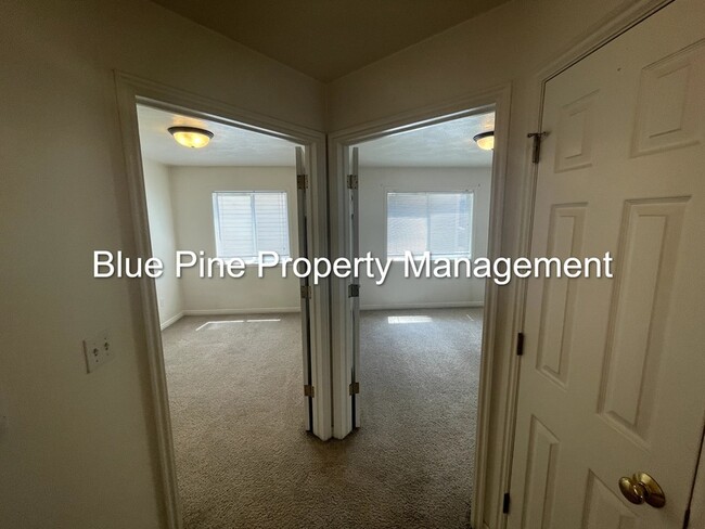 Building Photo - 3156 Chasewood Dr