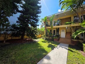 Building Photo - 8024 Harding Ave