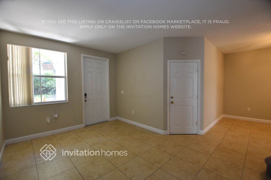Building Photo - 20769 NE 10th Ct