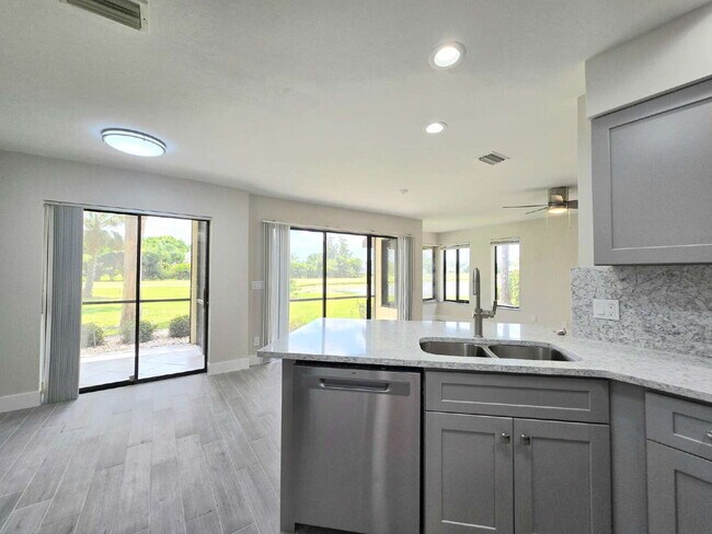 Building Photo - 7170 Golden Eagle Ct