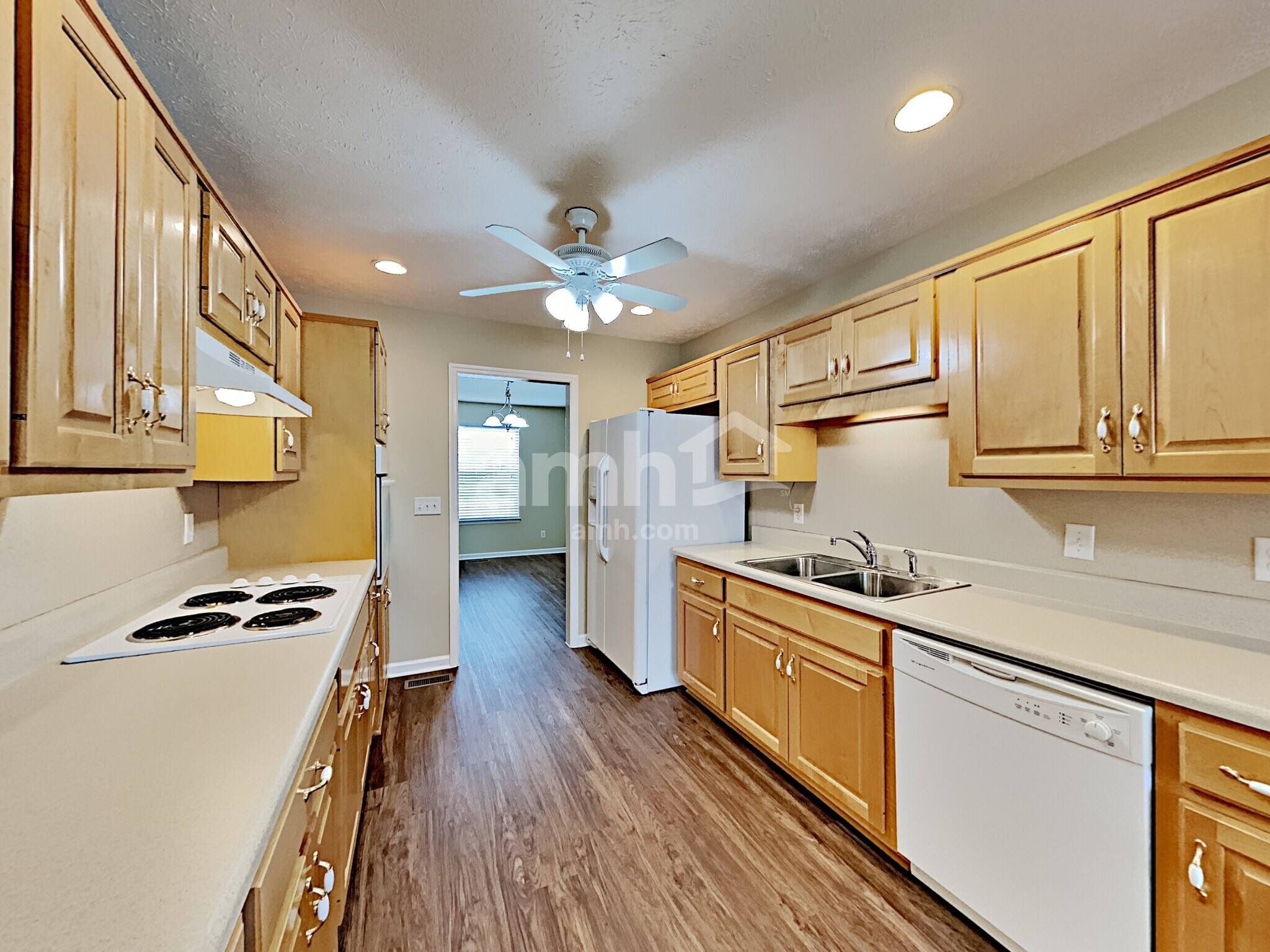 Building Photo - 308 Bluefield Ln