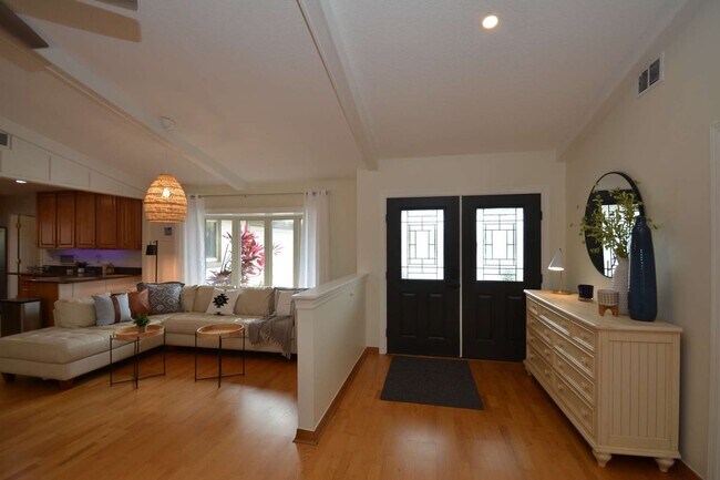 Building Photo - 58 Comanche Ct