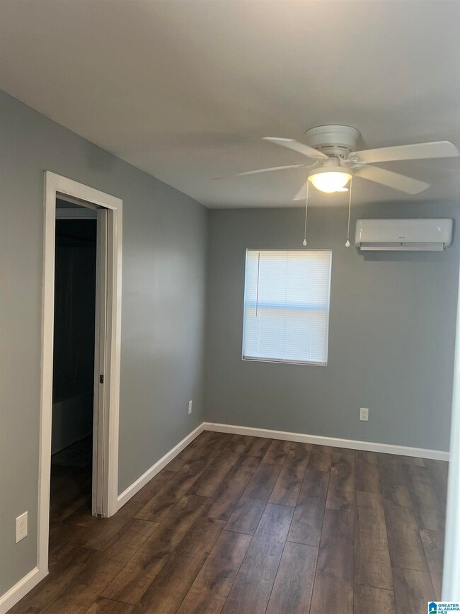 Building Photo - 2710 17th St S