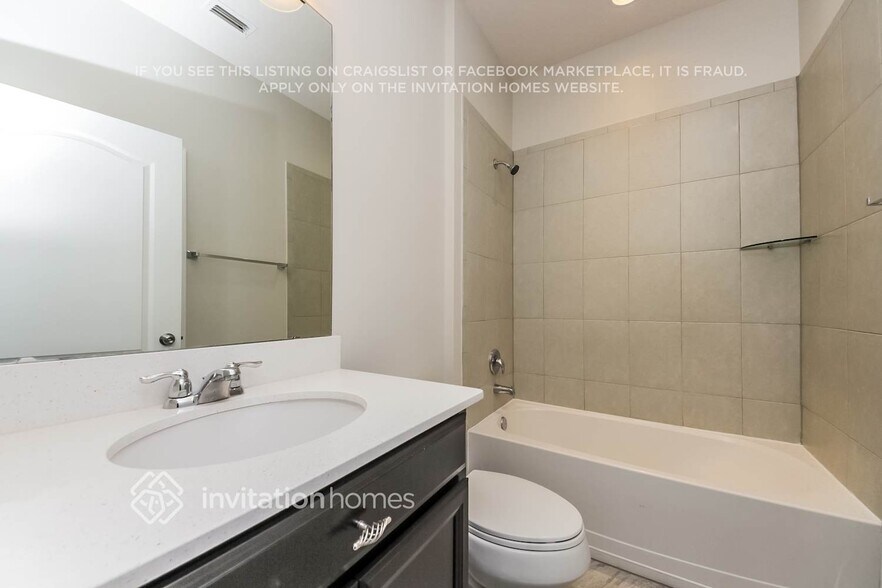 Building Photo - 3930 Wind Dancer Cir