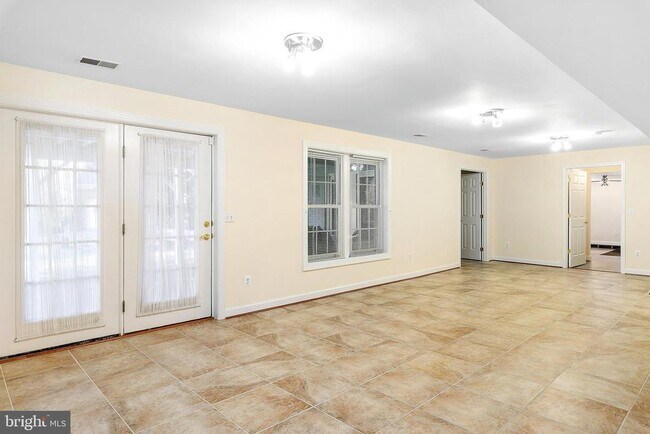 Building Photo - 4481 Shady Point Pl