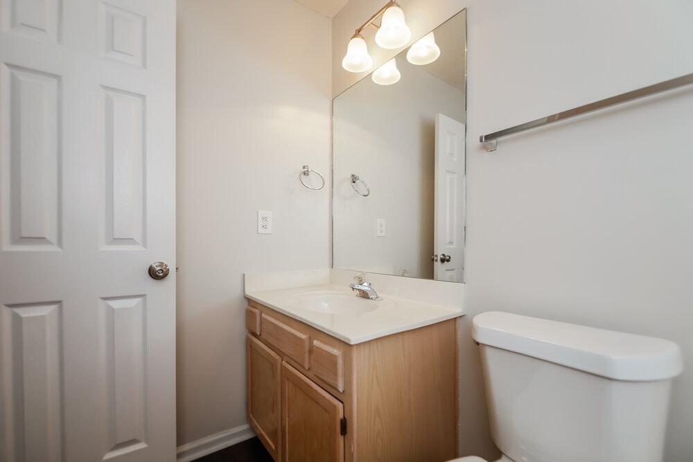 Building Photo - 2624 Loring Rd NW