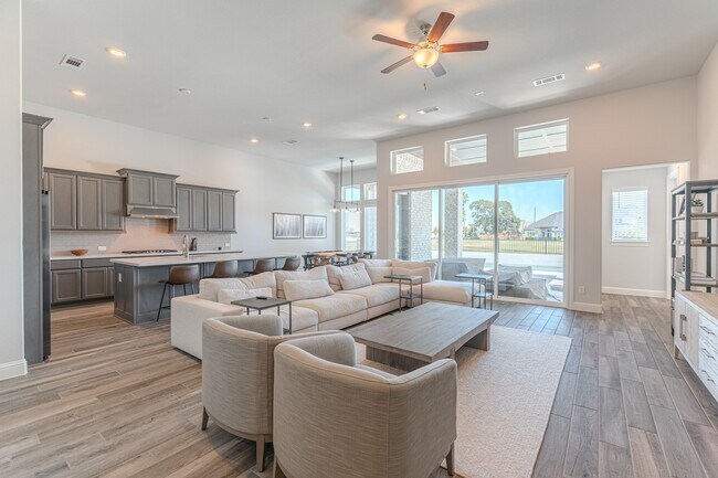 Building Photo - 25018 Pavonia Lake Ln