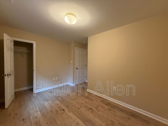 Building Photo - 115 Starnes Cove Rd