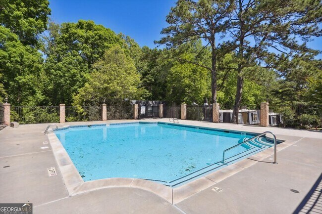 Building Photo - 73 La Rue Pl NW